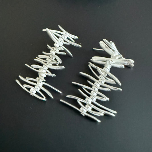 【線の舞】dance of line earrings